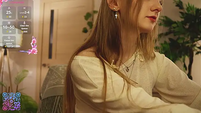 Snapshot of emilka_milka chatting on 04/18/26, 01:15 emilka milka online show from 04/18/26, 01:15