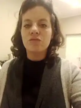 Snapshot of bambolinablu chatting on 12/20/25, 03:41 bambolinablu online show from 12/20/25, 03:41