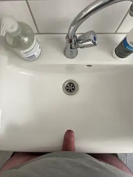 Snapshot of Dodo2223 chatting on 02/10/26, 12:53 Dodo2223 online show from 02/10/26, 12:53