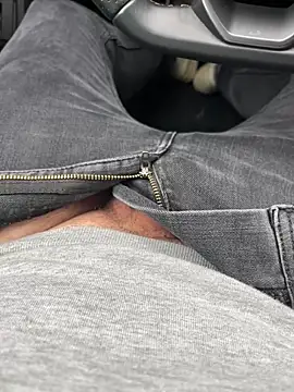 Snapshot of Dodo2223 chatting on 02/23/26, 10:56 Dodo2223 online show from 02/23/26, 10:56