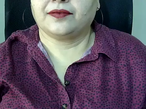 Snapshot of Soniya_Sha chatting on 03/18/26, 06:16 Soniya Sha online show from 03/18/26, 06:16