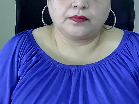 Snapshot of Soniya_Sha chatting on 05/24/26, 07:24 Soniya Sha online show from 05/24/26, 07:24