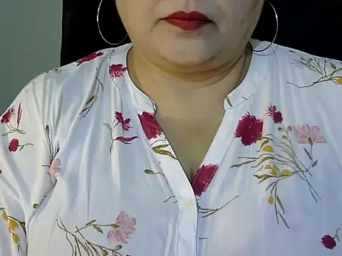Snapshot of Soniya_Sha chatting on 05/25/26, 10:16 Soniya Sha online show from 05/25/26, 10:16