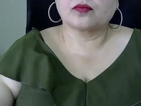 Snapshot of Soniya_Sha chatting on 05/30/26, 07:38 Soniya Sha online show from 05/30/26, 07:38
