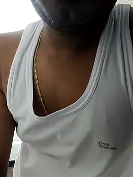 Snapshot of boyfromMum_bai chatting on 04/09/26, 06:57 boyfromMum bai online show from 04/09/26, 06:57