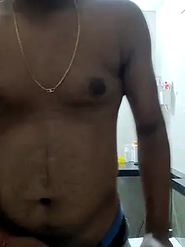 Snapshot of boyfromMum_bai chatting on 04/13/26, 06:57 boyfromMum bai online show from 04/13/26, 06:57