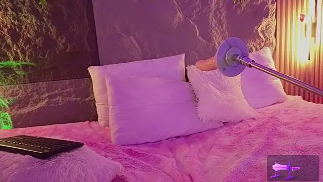 Mavistech online show from 12/22/25, 02:14