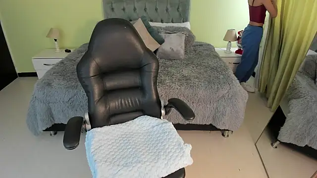 Celeste Rous   online show from 12/16/25, 12:43