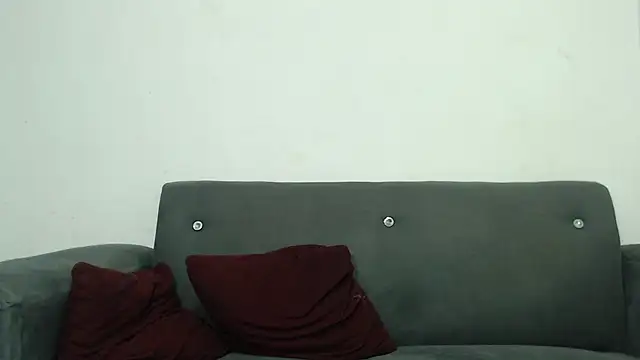 Snapshot of Seank_Noszka chatting on 04/05/26, 08:17 Seank Noszka online show from 04/05/26, 08:17