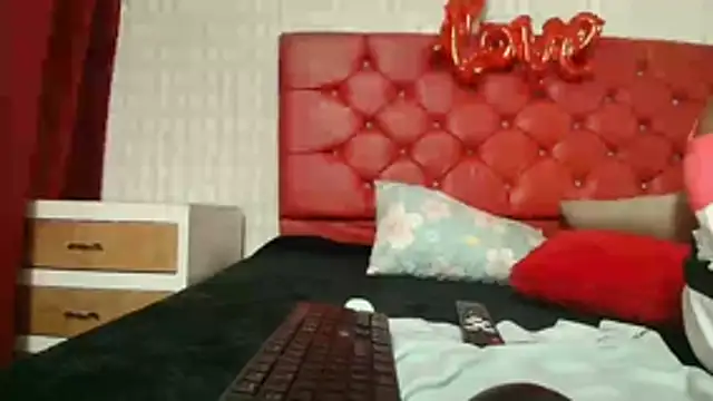 Elizabetth Roman online show from 02/24/26, 08:18