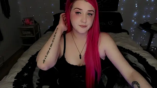 MaryMary  online show from 11/06/25, 02:23