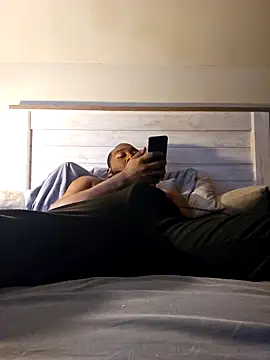 Snapshot of iLOVETRAY96 chatting on 02/23/26, 05:54 iLOVETRAY96 online show from 02/23/26, 05:54