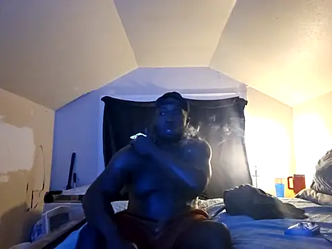 Snapshot of iLOVETRAY96 chatting on 04/20/26, 07:11 iLOVETRAY96 online show from 04/20/26, 07:11