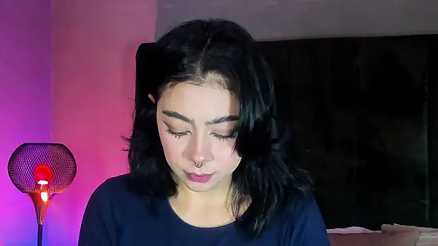 TaniaRedd  online show from 03/12/26, 02:01