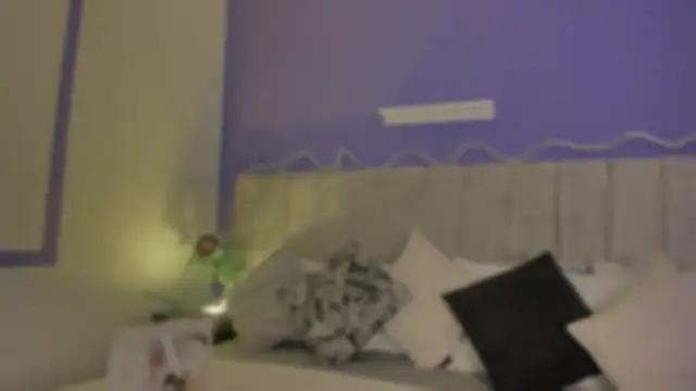 Aura sun online show from 03/26/26, 12:22