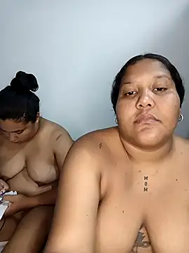 VaneandRossy online show from 04/29/26, 02:37