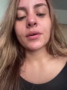 miaferrer777 online show from 04/17/26, 09:40