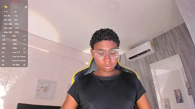 Snapshot of teylor_lovee chatting on 03/09/26, 08:35 teylor lovee online show from 03/09/26, 08:35