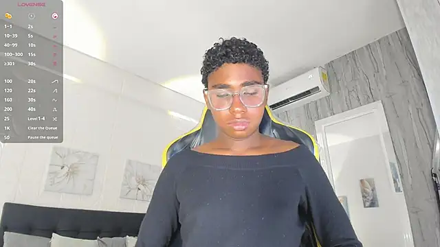 Snapshot of teylor_lovee chatting on 03/10/26, 08:47 teylor lovee online show from 03/10/26, 08:47