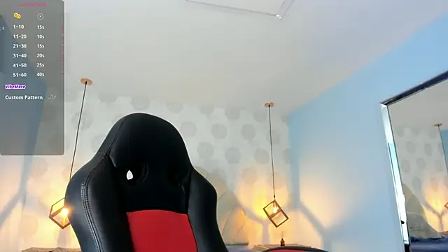 Snapshot of VENUSGREYS1 chatting on 05/09/26, 12:10 VENUSGREYS1 online show from 05/09/26, 12:10