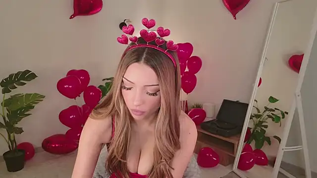 Snapshot of tinapie chatting on 02/11/26, 01:49 tinapie online show from 02/11/26, 01:49