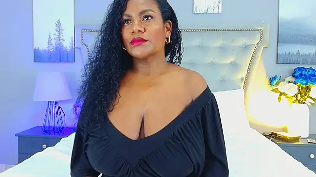 AnnieLeigt online show from 01/15/26, 12:10