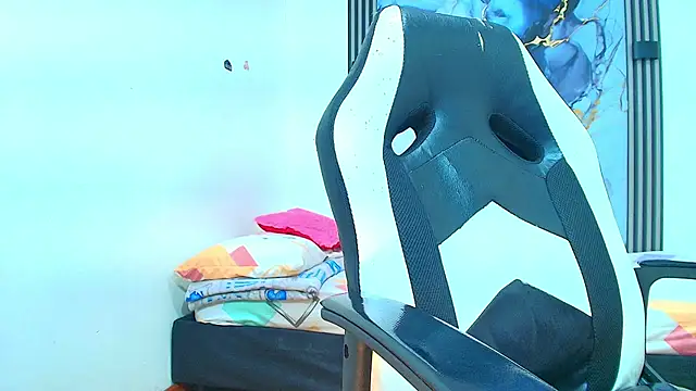 Valentina and sneider  online show from 01/31/26, 07:11