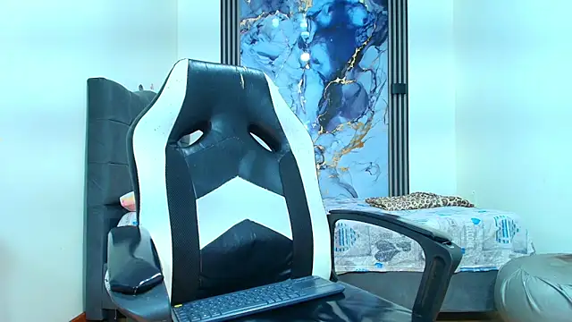 Valentina and sneider  online show from 02/23/26, 07:11