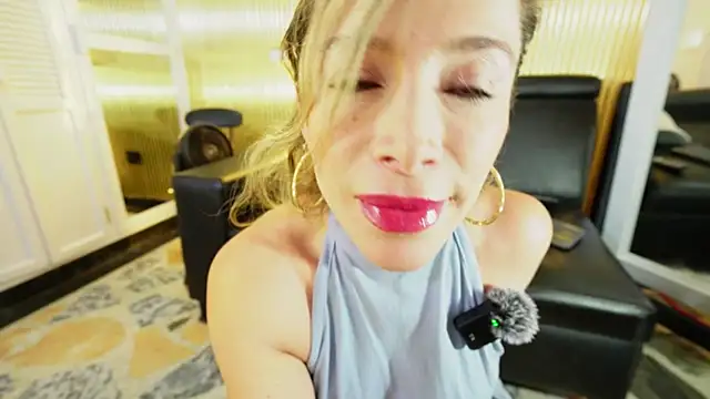 Allice mommy online show from 12/22/25, 08:17