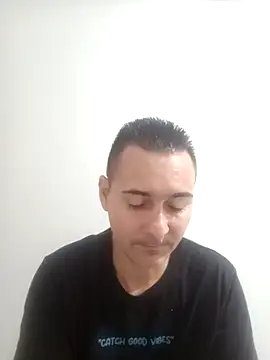 MonNave online show from 12/04/25, 10:07