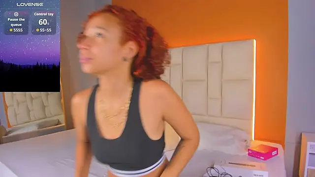 EmmaLawrence  online show from 04/30/26, 03:46