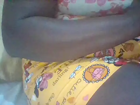 Snapshot of Thand03 chatting on 04/13/26, 03:17 Thand03 online show from 04/13/26, 03:17