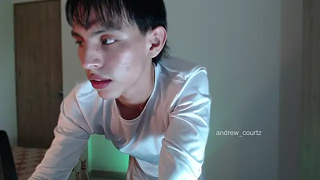 Snapshot of andrew_courtzz chatting on 03/25/26, 09:21 andrew courtzz online show from 03/25/26, 09:21