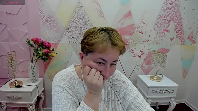 Snapshot of Velisa_bella1 chatting on 12/04/25, 11:30 Velisa bella1 online show from 12/04/25, 11:30