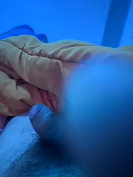 Snapshot of picachux chatting on 12/19/25, 09:55 picachux online show from 12/19/25, 09:55