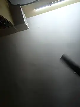 Snapshot of Preeti345 chatting on 12/14/25, 07:47 Preeti345 online show from 12/14/25, 07:47