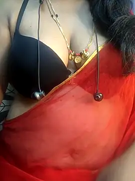 Snapshot of Preeti345 chatting on 04/04/26, 04:55 Preeti345 online show from 04/04/26, 04:55