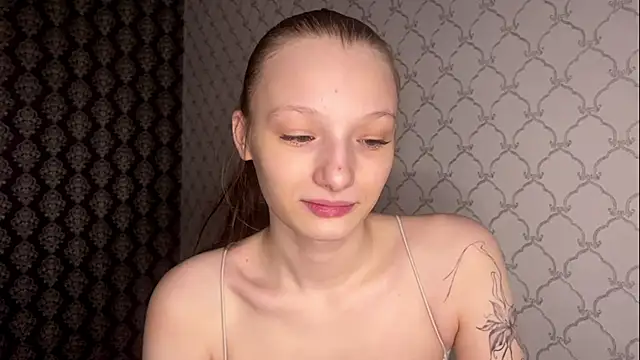 Snapshot of Cleonoth2o chatting on 03/11/26, 06:03 Cleonoth2o online show from 03/11/26, 06:03