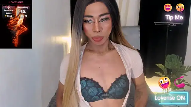 Snapshot of TsBlackHORSECOCKcalix chatting on 03/19/26, 01:26 TsBlackHORSECOCKcalix online show from 03/19/26, 01:26