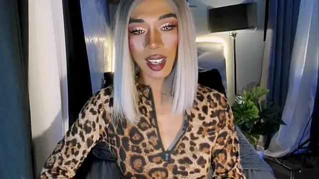 Snapshot of TsBlackHORSECOCKcalix chatting on 04/22/26, 06:09 TsBlackHORSECOCKcalix online show from 04/22/26, 06:09