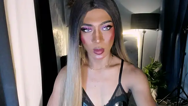 Snapshot of TsBlackHORSECOCKcalix chatting on 04/24/26, 05:59 TsBlackHORSECOCKcalix online show from 04/24/26, 05:59