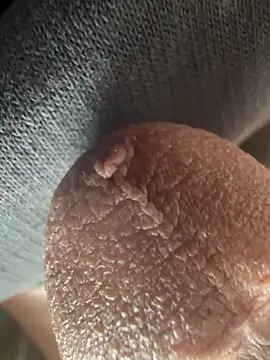 Snapshot of Mahmodkhaled21 chatting on 02/01/26, 01:53 Mahmodkhaled21 online show from 02/01/26, 01:53