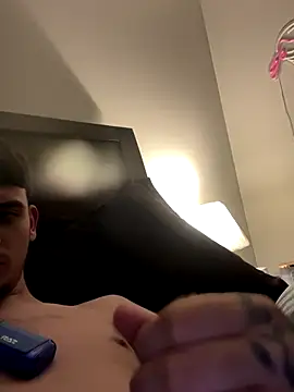 Snapshot of jayswrlddd chatting on 12/04/25, 12:03 jayswrlddd online show from 12/04/25, 12:03