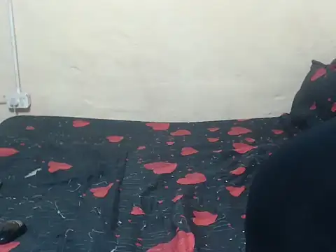 Snapshot of Phoenix_Curvelicious chatting on 03/12/26, 09:10 Phoenix Curvelicious online show from 03/12/26, 09:10