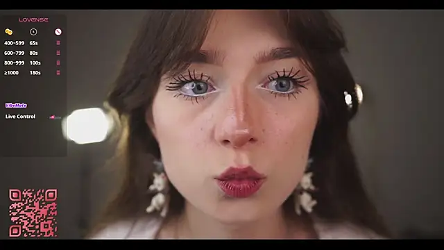 Snapshot of Lanenger chatting on 04/04/26, 10:51 Lanenger online show from 04/04/26, 10:51