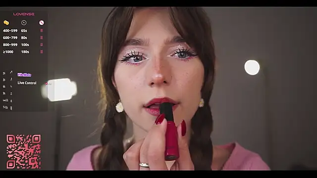 Snapshot of Lanenger chatting on 04/05/26, 10:18 Lanenger online show from 04/05/26, 10:18