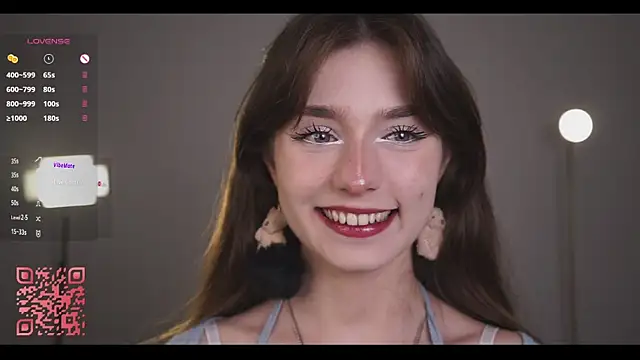 Snapshot of Lanenger chatting on 04/19/26, 11:07 Lanenger online show from 04/19/26, 11:07