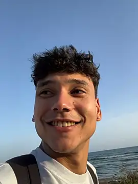 Snapshot of OnlyTyroone chatting on 02/08/26, 02:31 OnlyTyroone online show from 02/08/26, 02:31