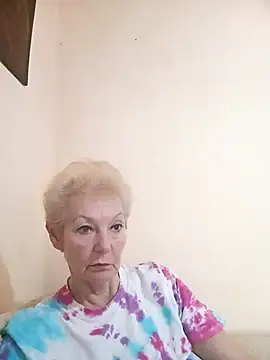 Calypso-Loove online show from 04/15/26, 01:18