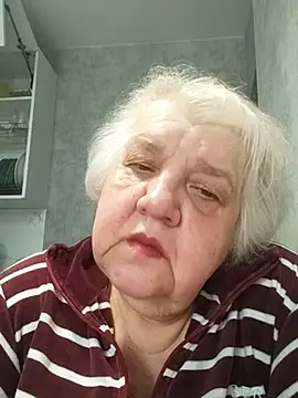 HapinessLovee online show from 04/12/26, 05:45